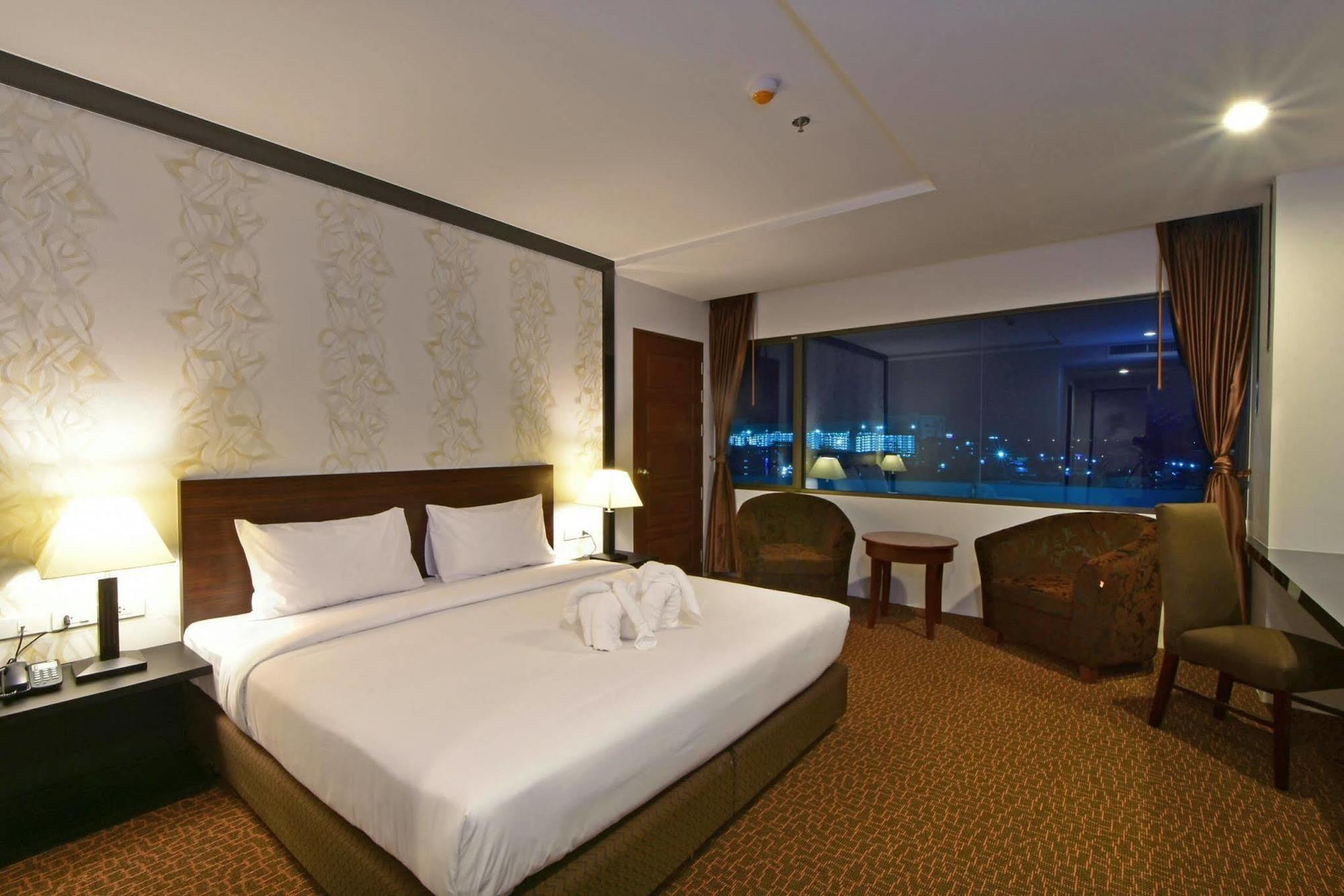 Siam Oriental Hotel Хат'яй Екстер'єр фото